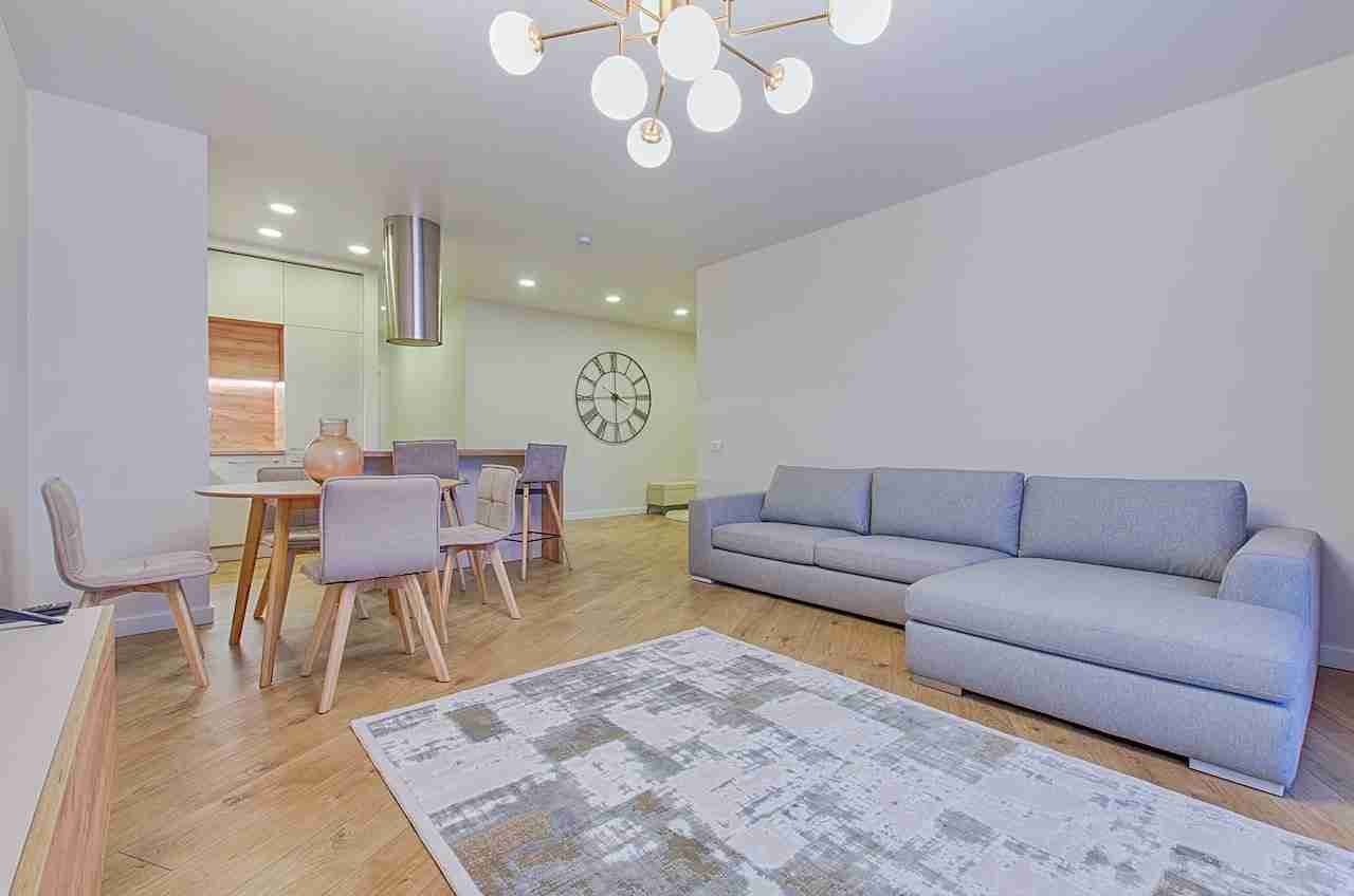 Budget-Friendly Apartment Decor